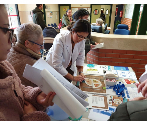 LA UNIDAD ASISTENCIAL DE CHURRIANA DE LA VEGA CELEBRA EL DÍA MUNDIAL DE LA DIABETES CON UN STAND INFORMATIVO.