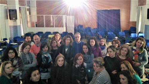 La UGC  Caleta-Albayda, la Unidad de Promoción de la Salud del Distrito Granada Metropolitano y el Centro Educativo Francisco Ayala, han desarrollado conjuntamente la “I Escuela de Madres y Padres”