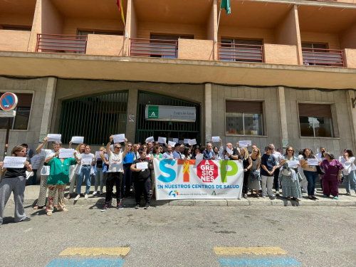 EL DISTRITO VUELVE A MANIFESTARSE CONTRA LAS AGRESIONES A PROFESIONALES