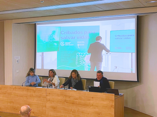 Profesionales del Distrito Granada-Metropolitano se reúnen con miembros de la AECC